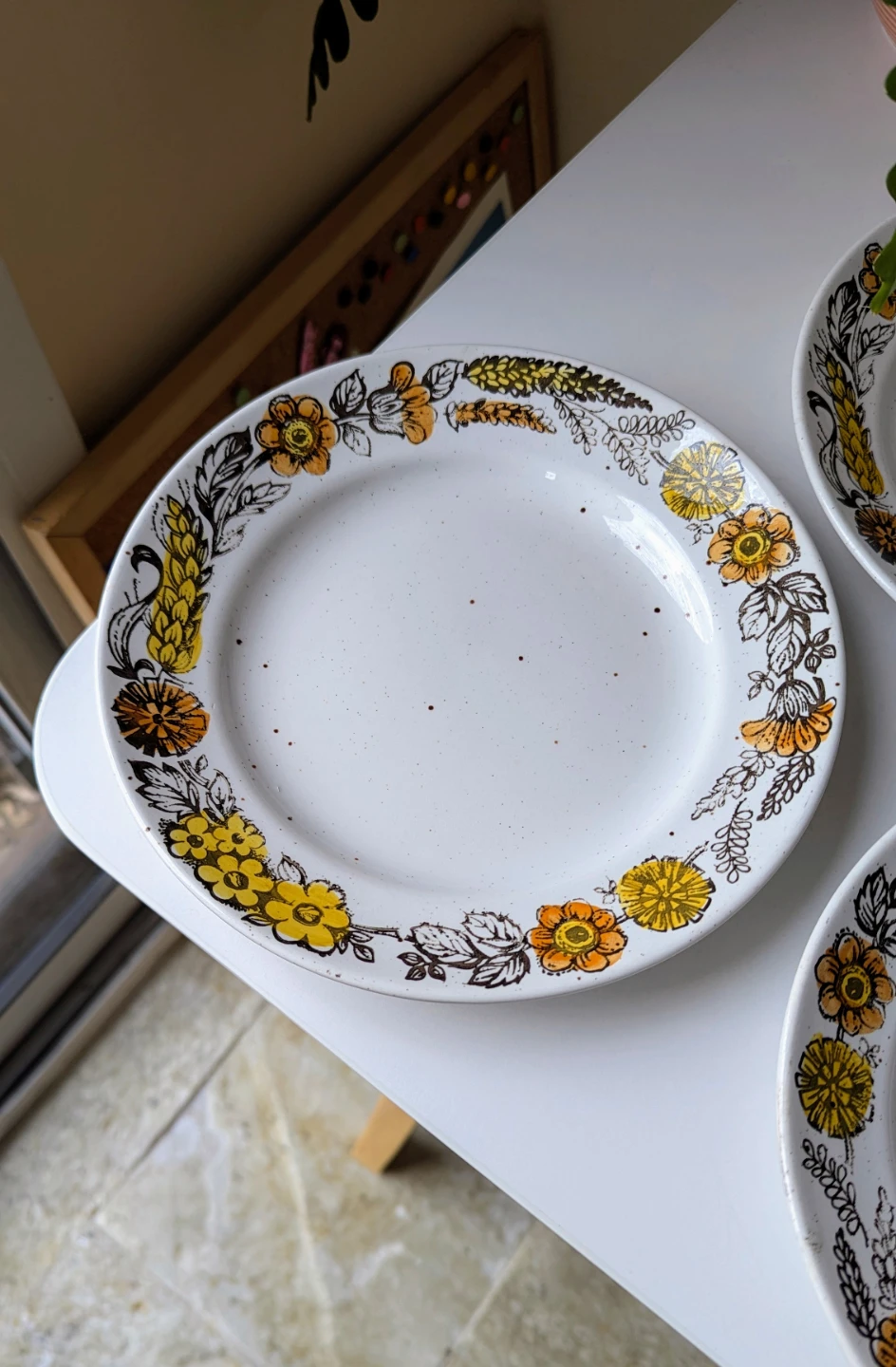 Vintage Sampson Bridgwood 'Harvest Time' 8" Side Plates - photo 2