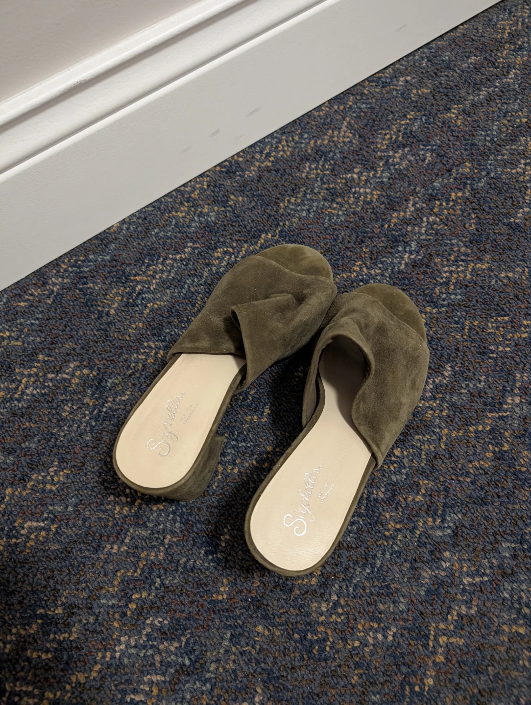 Seychelles summer Suede Mule Sandals Olive Green Size 7.5 - photo 2