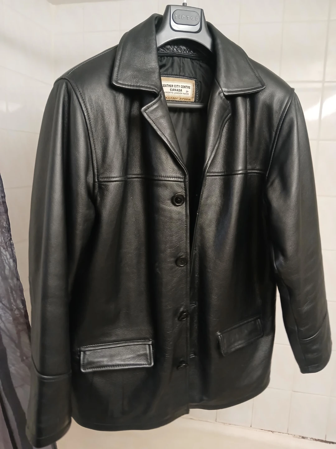 Men's Genuine Leather Mid length jacket L 😜