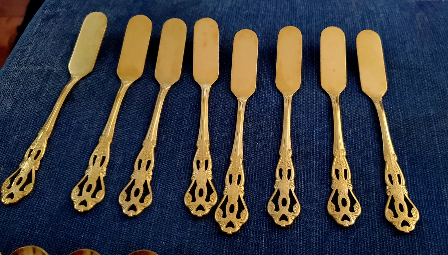 31-Piece High Tea Set, Flat Knives, Spoons, Forks, Tongs - photo 3