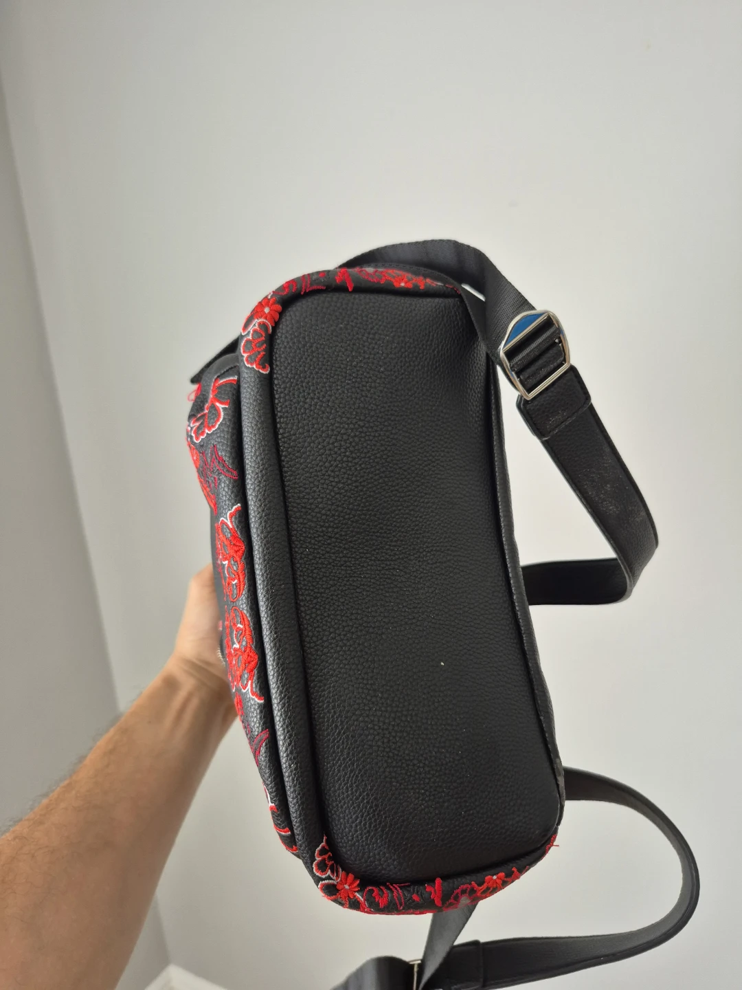 Desigual Black Backpack with Red Floral Embroidery - photo 5