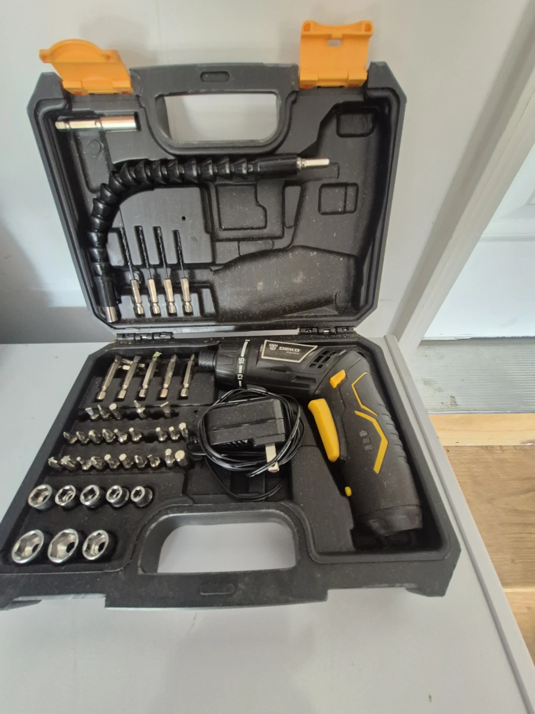 DEKO Cordless Electric Screwdriver Set with Case