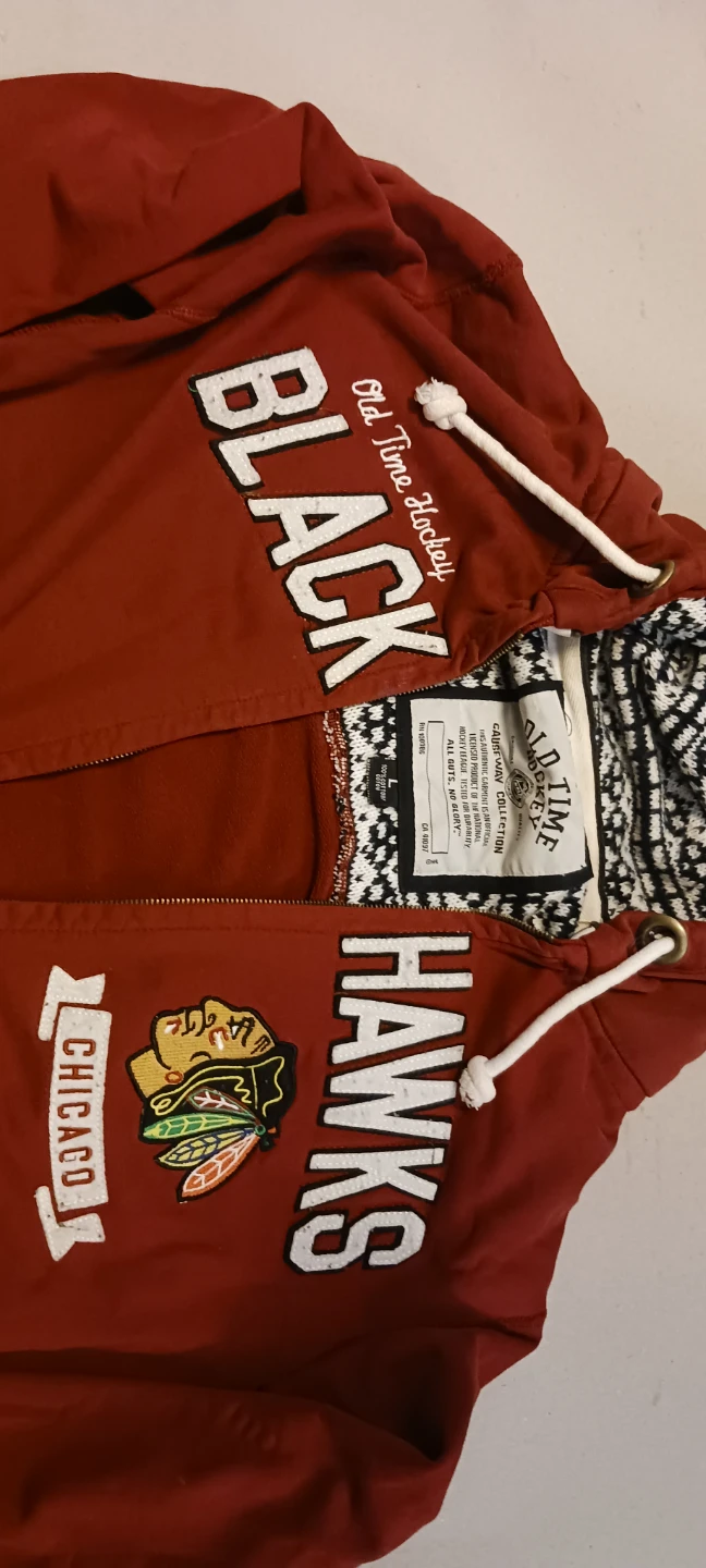 Chicago Blackhawks Jersey and Hoodie - photo 4