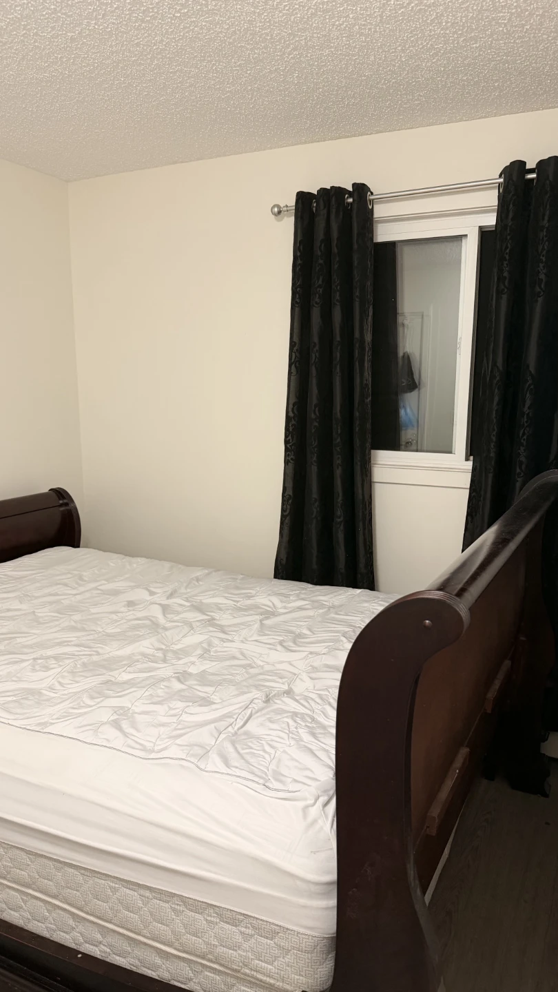 Bedroom suite Dark Wood Dresser with Mirror