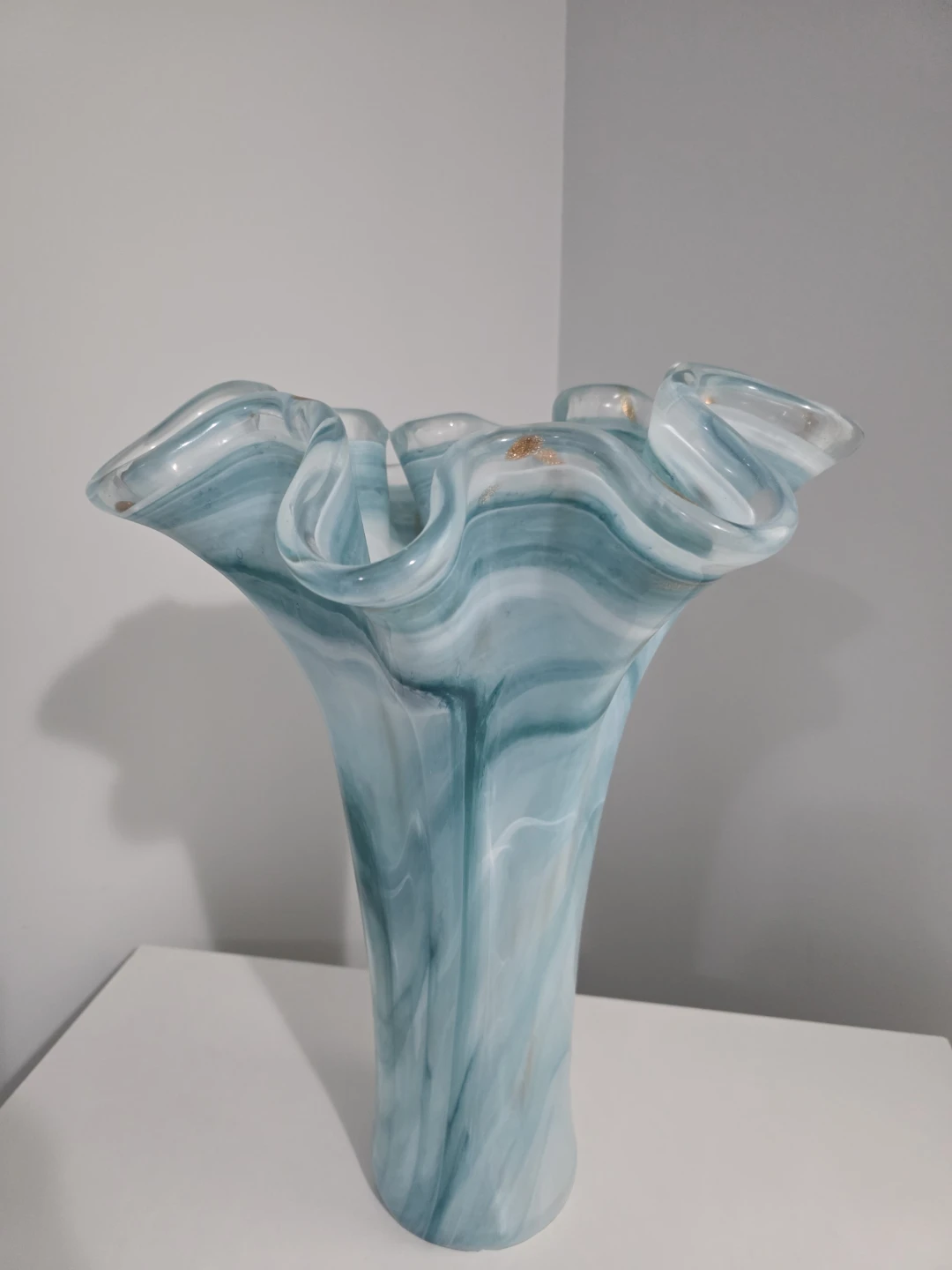 Blown Glass Vase - photo 3
