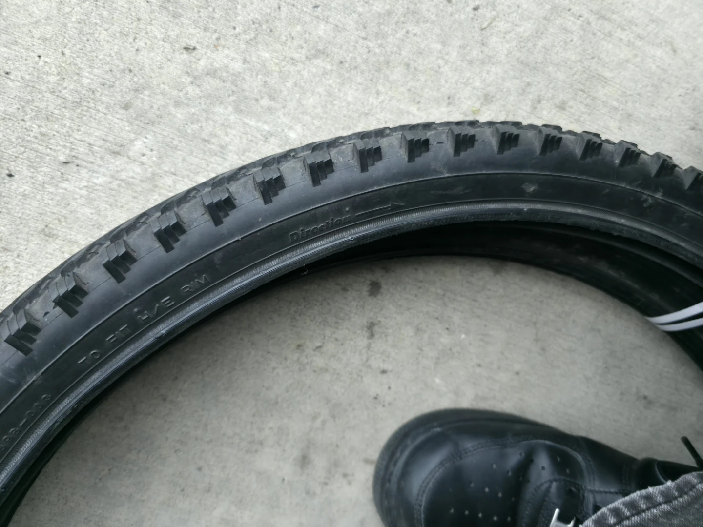 26 x 1.95 Bike Tires (Set of 2) - photo 4