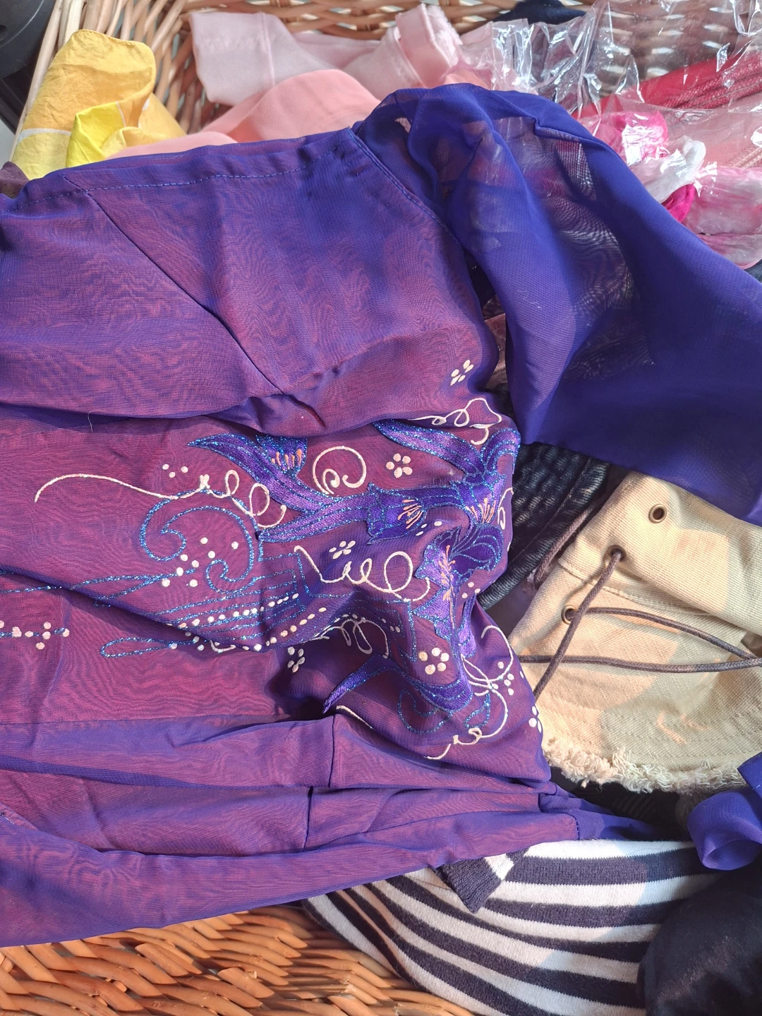Huge Reseller Estate Clothing Lot: Ralph Lauren, Nike, Moussy - photo 4