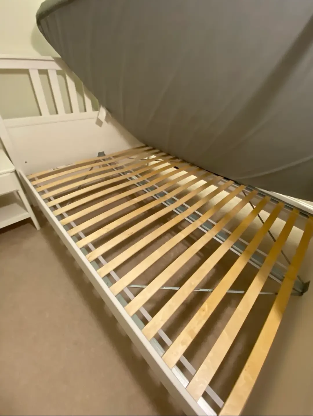 Beautiful White Wooden Bed Frame With Mattress. Queen Size. - photo 3