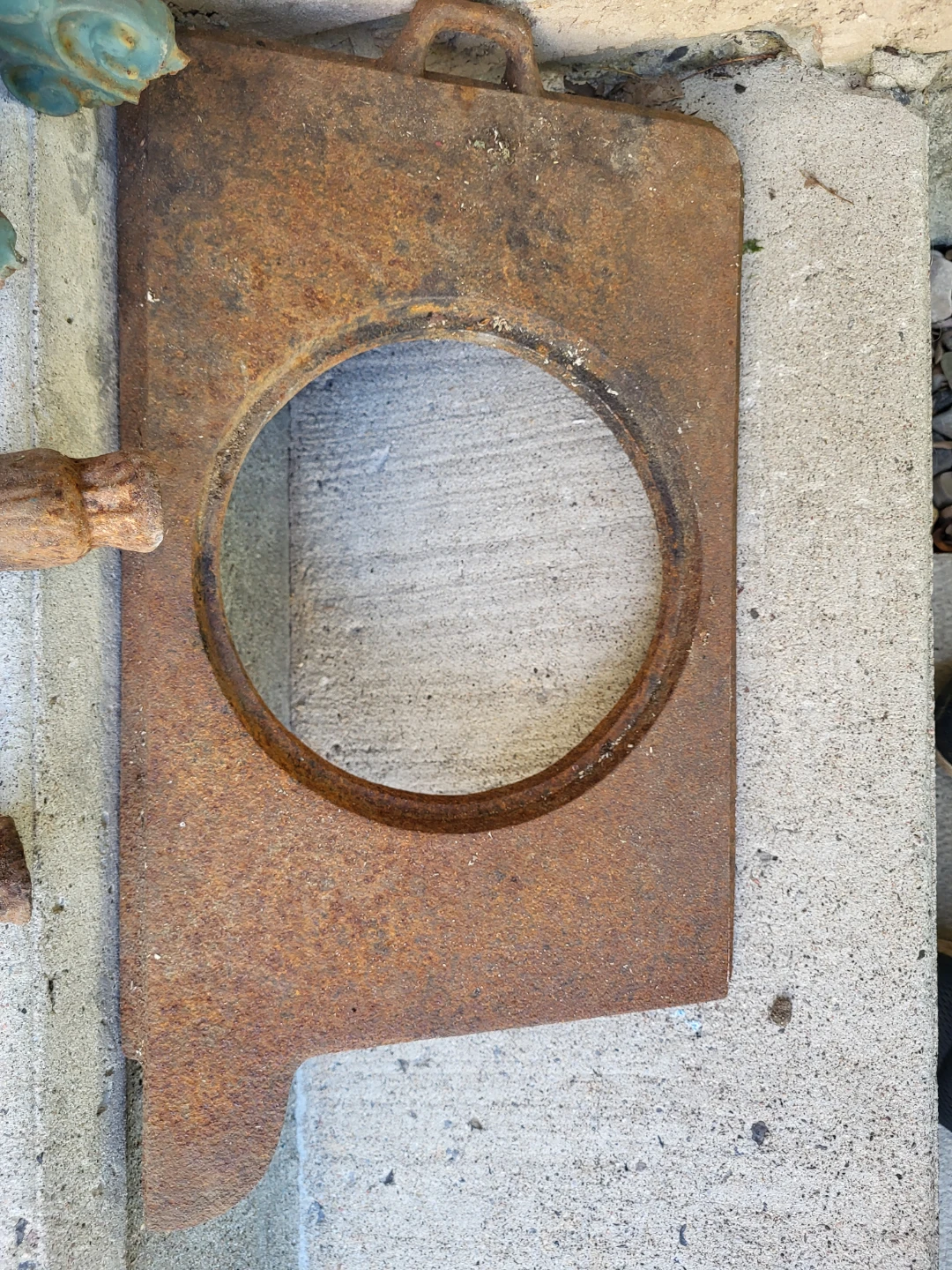 Vintage Cast Iron Stove Burner Grate and Legs - photo 4