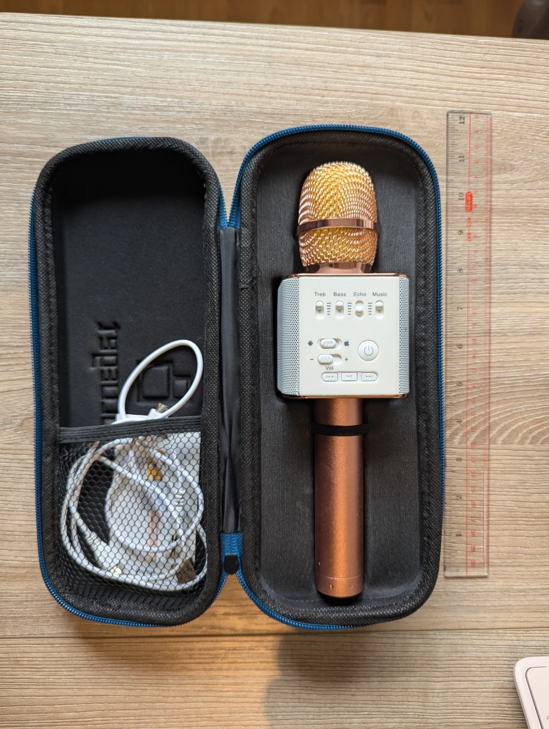 Blueget rose gold wireless karaoke microphone