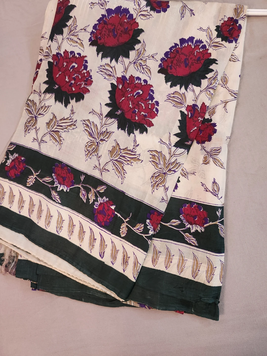 Women's Saree - light flowy everyday wear - photo 2