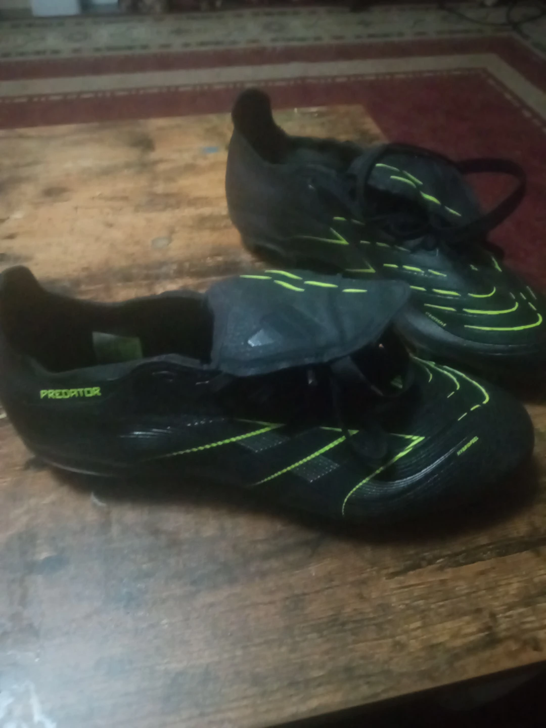 Adidas Predator Football Cleats Size 9.5 US - photo 2