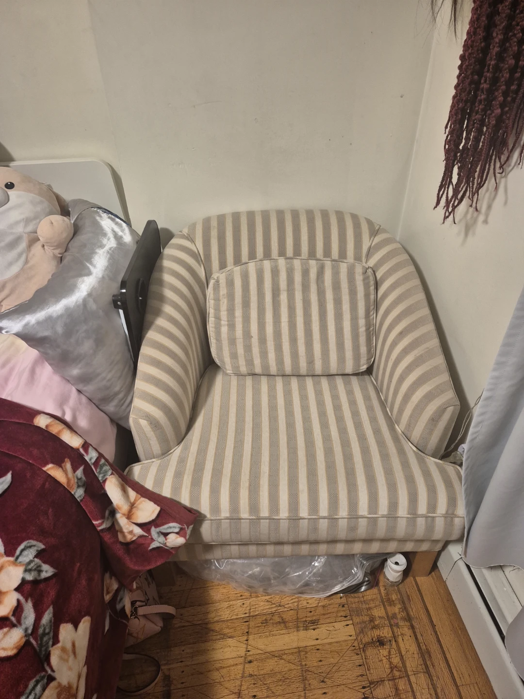 Bedroom Furniture Set – Bed, Mattress, Dresser & Chair – $350 - photo 3