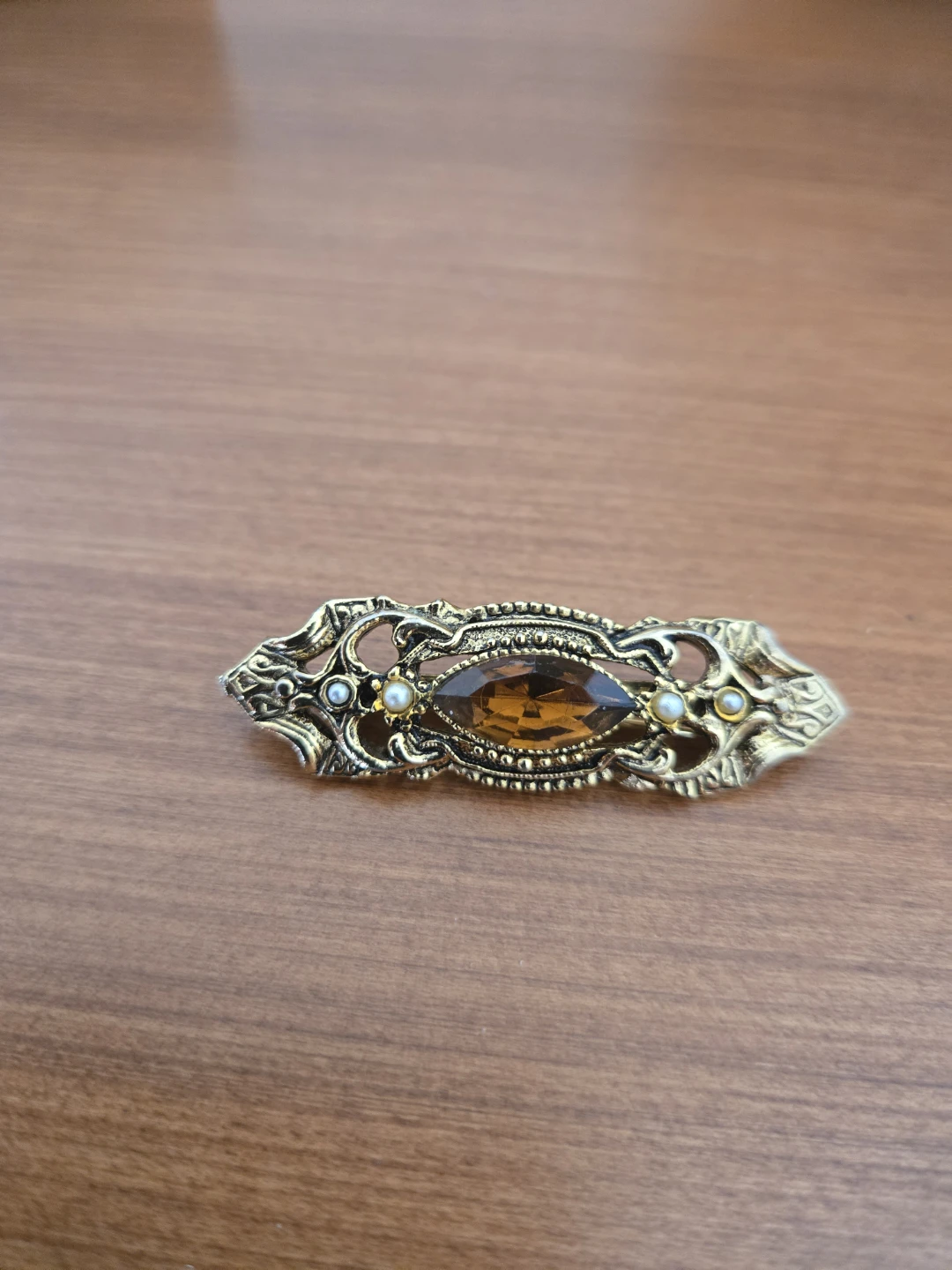 Vintage Gold Toned Brooches - photo 2