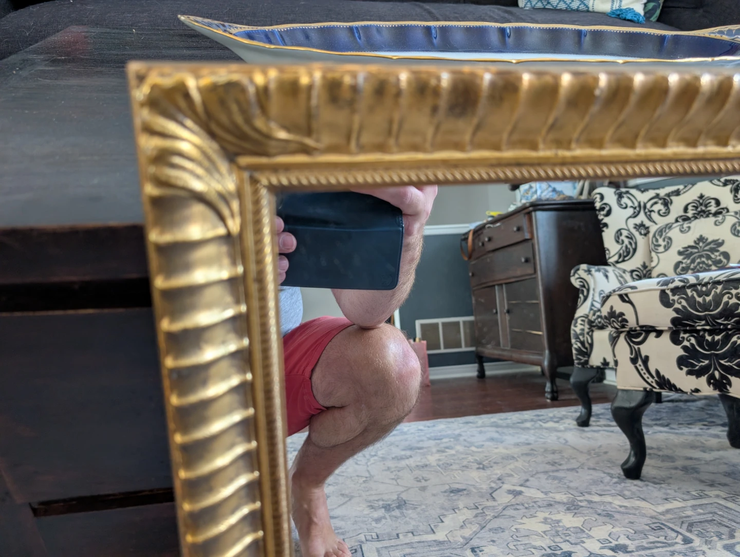 Vintage Gilt Gold Carved Frame Mirror – Hollywood Regency - photo 3