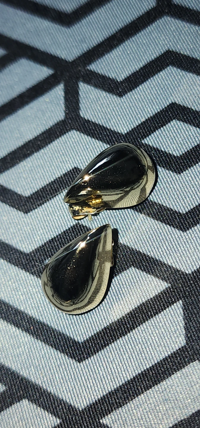 Gold Tone tear drop Earrings