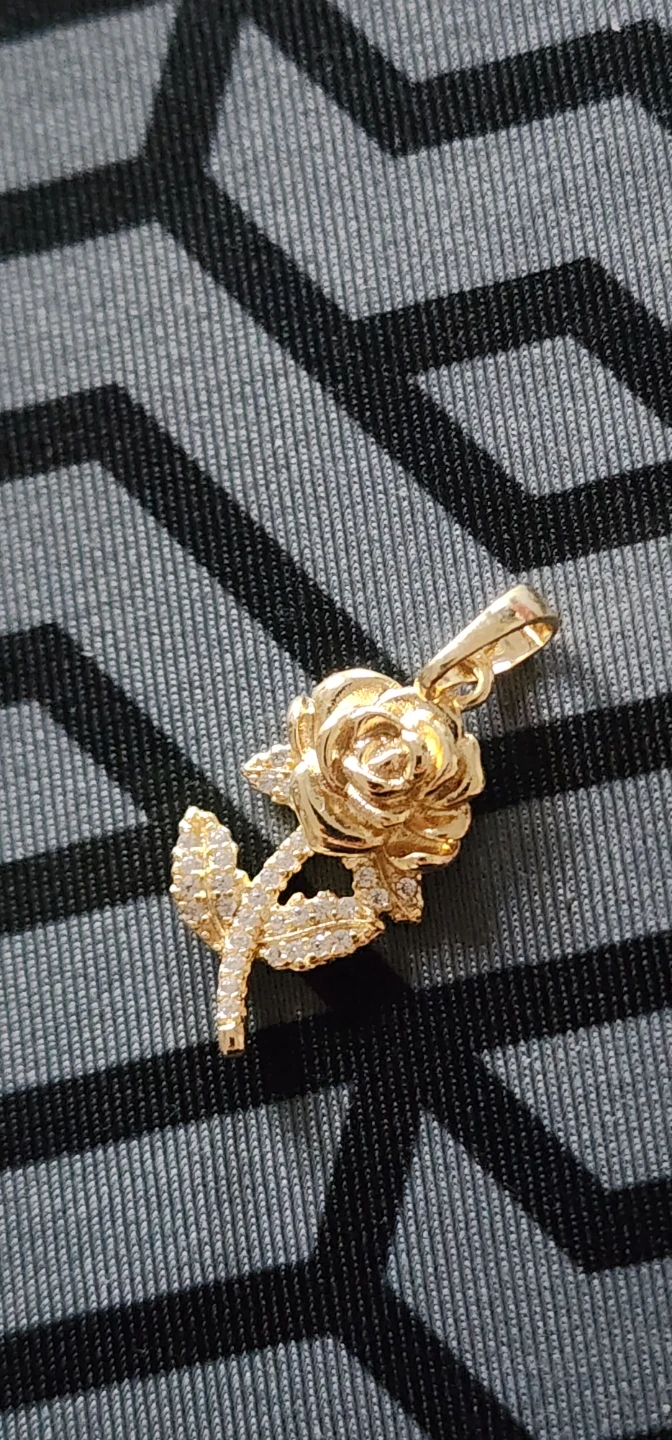 Gold plated Rose Pendant with crystals - photo 3