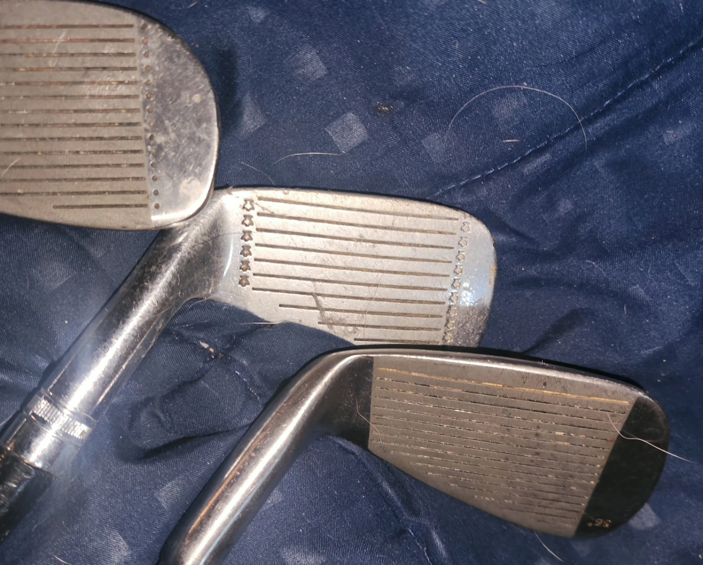 Golf Clubs Lot (4 Assorted Clubs) + 5 Golf Balls - photo 5