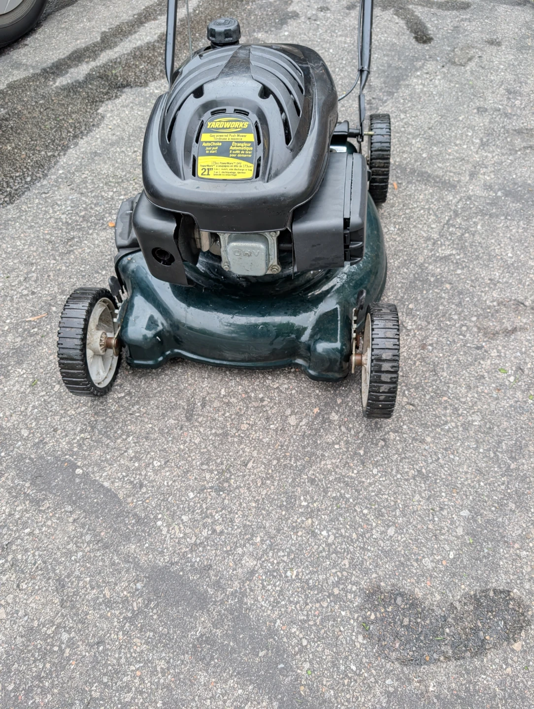 Yardworks 21" Self-Propelled as is need tuneup not starting - photo 4
