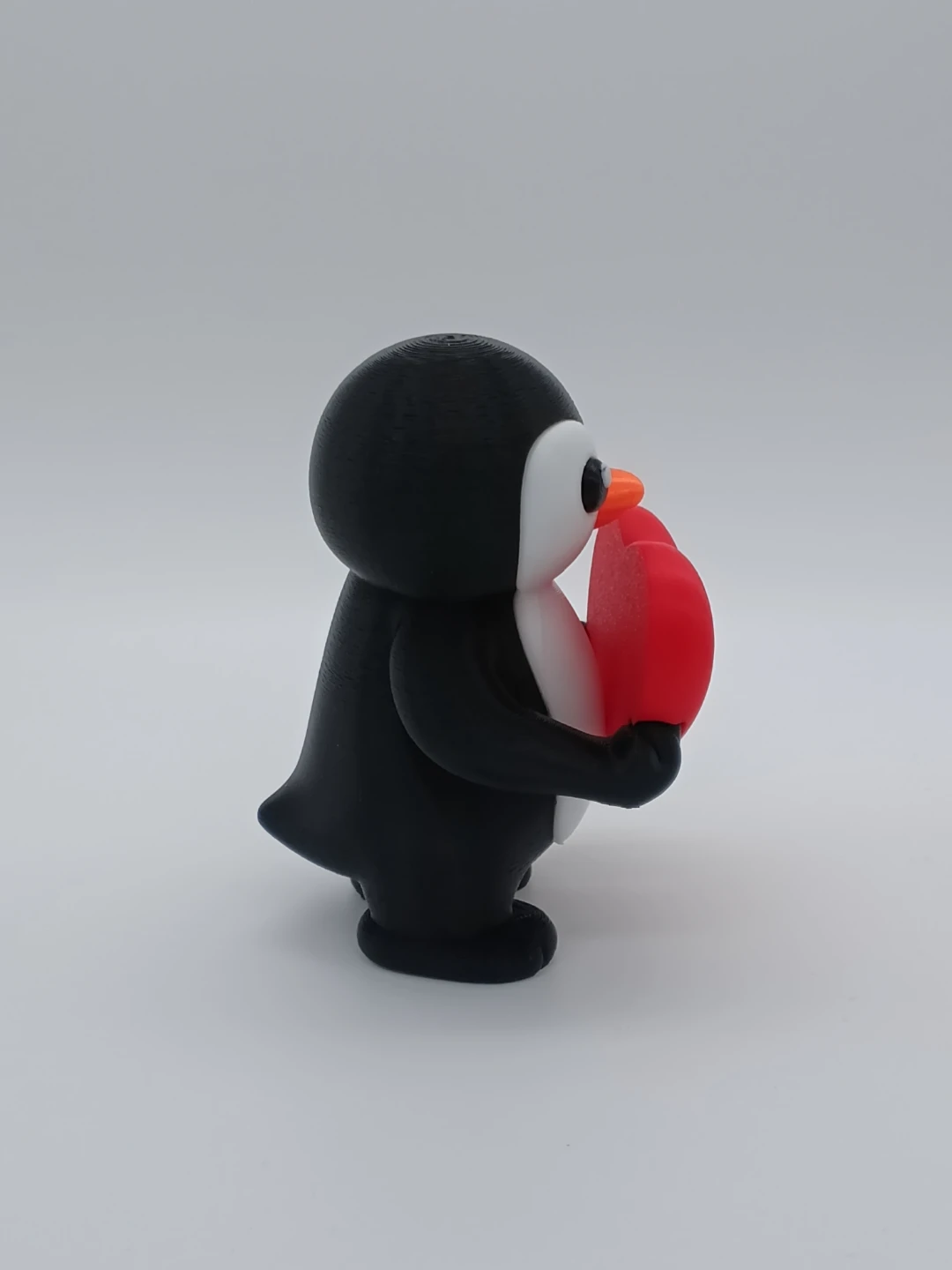 3D Printed Penguin Figurine - photo 2