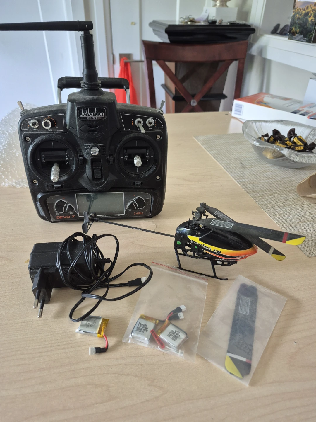 Walkera Genius CP Helicopter with Devo Transmitter