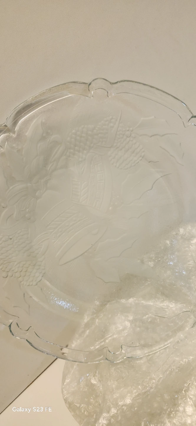 Clear Glass Embossed Fruit Bowl - photo 3