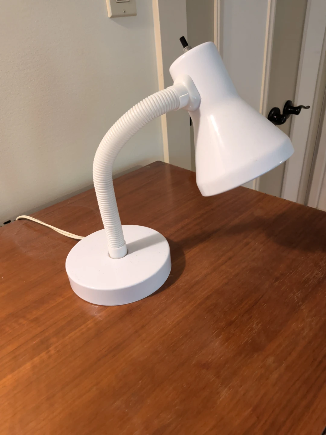 White Adjustable Gooseneck Desk Lamp