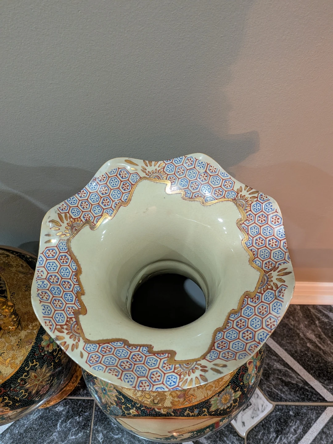 Pair of Large Vintage Satsuma-Style Ceramic Floor Vases - photo 4