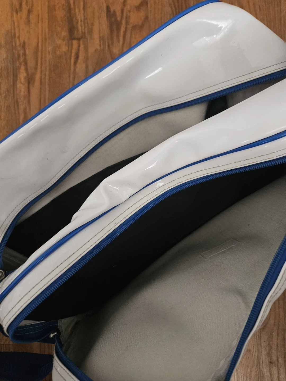 Molten Blue and White Large Duffel Bag - photo 3