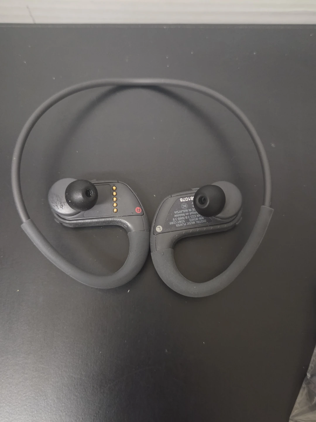 Sony Walkman NW-WS413 Headphones - photo 2