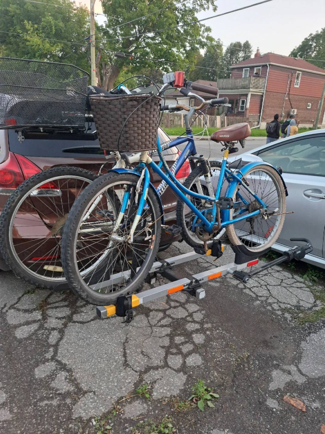 Thule Bike Rack - photo 3