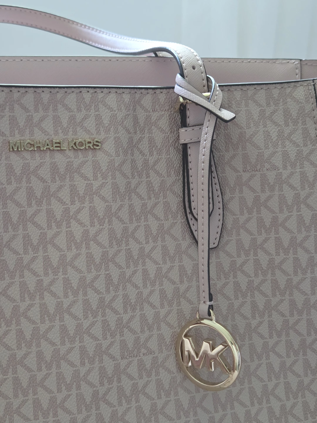 Michael Kors Monogrammed Large Tote Bag - photo 5