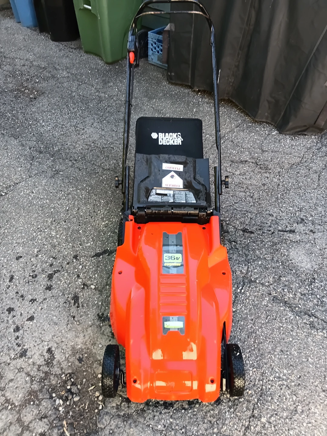 Black & Decker Premium 36V Cordless Lawn Mower & Bag - photo 2