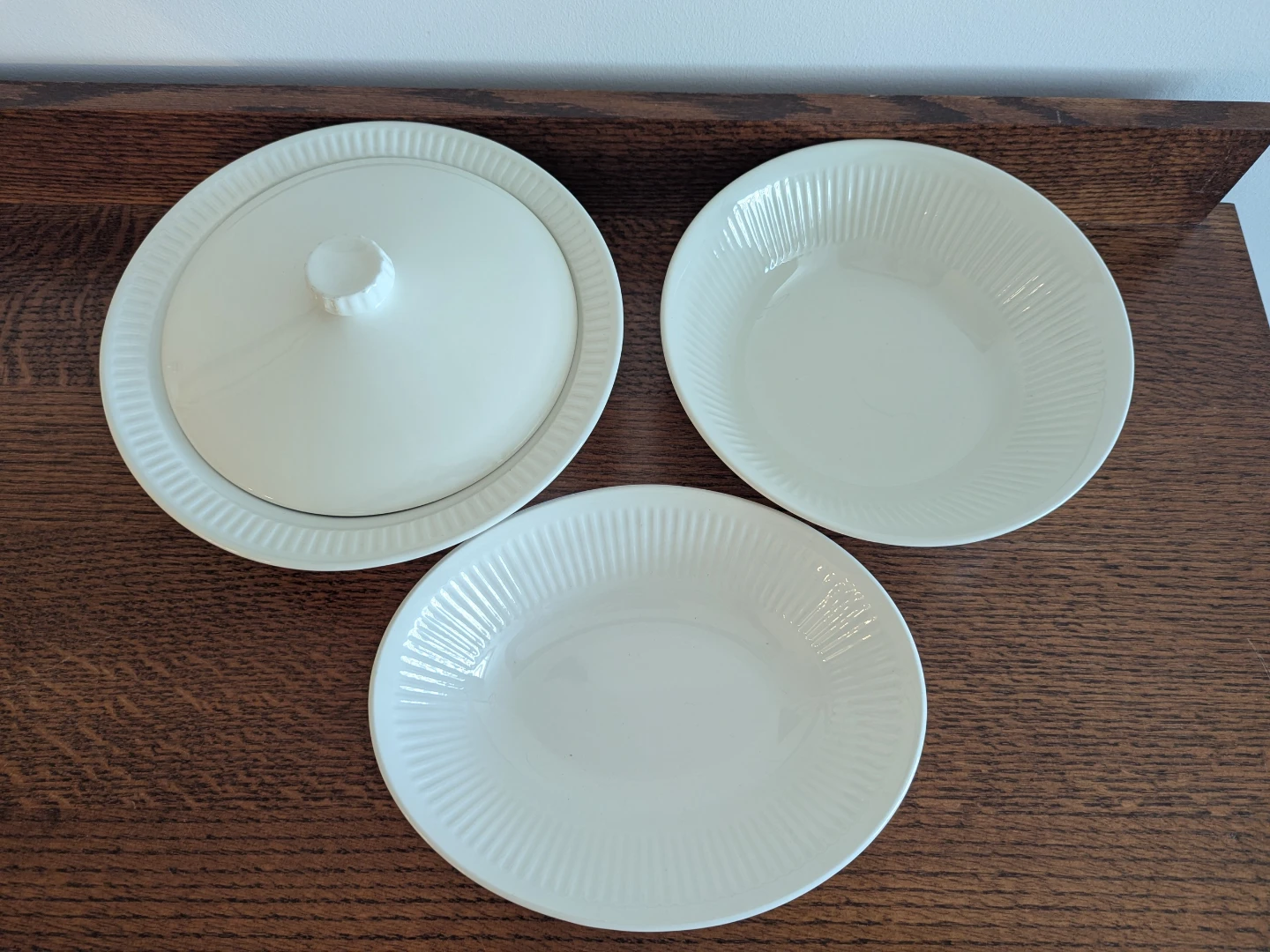 Johnson Brothers Fine English  Serving Bowls - photo 2