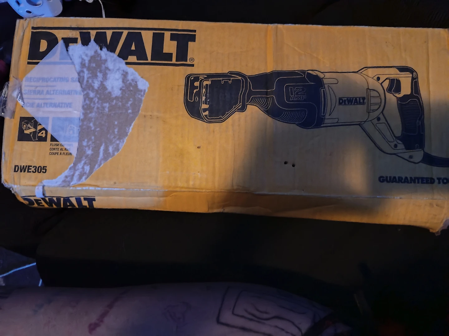 DeWalt DWE305 Reciprocating Saw - photo 2