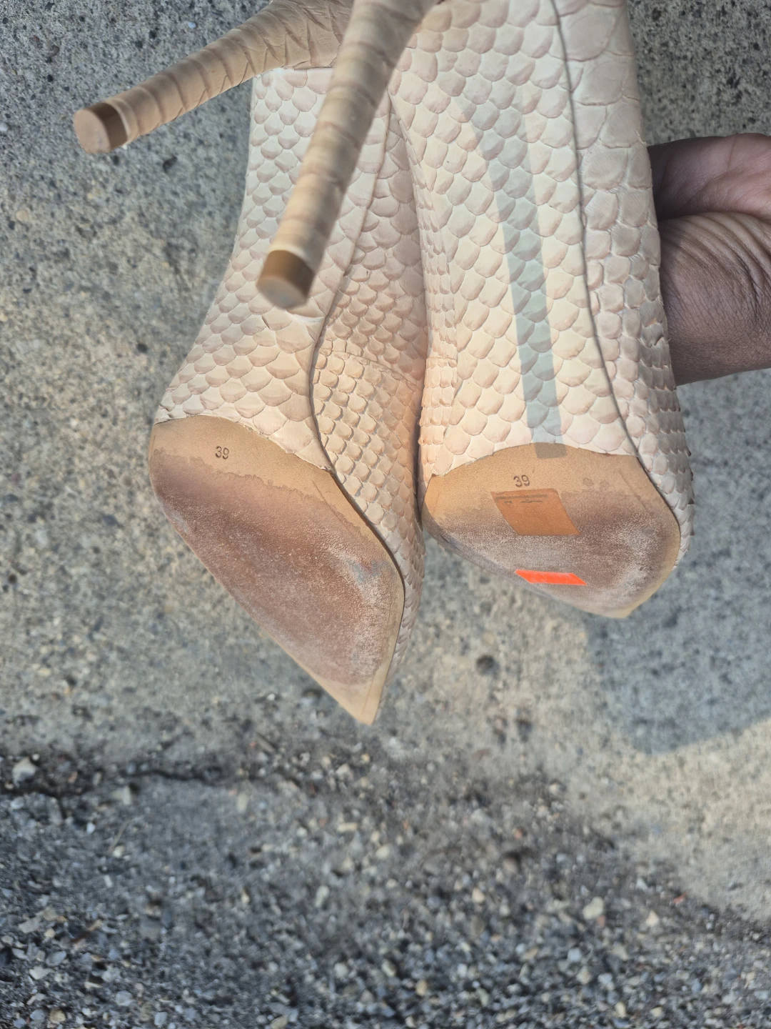Alexandre Birman Beige Snakeskin Heels Size 39 - photo 4