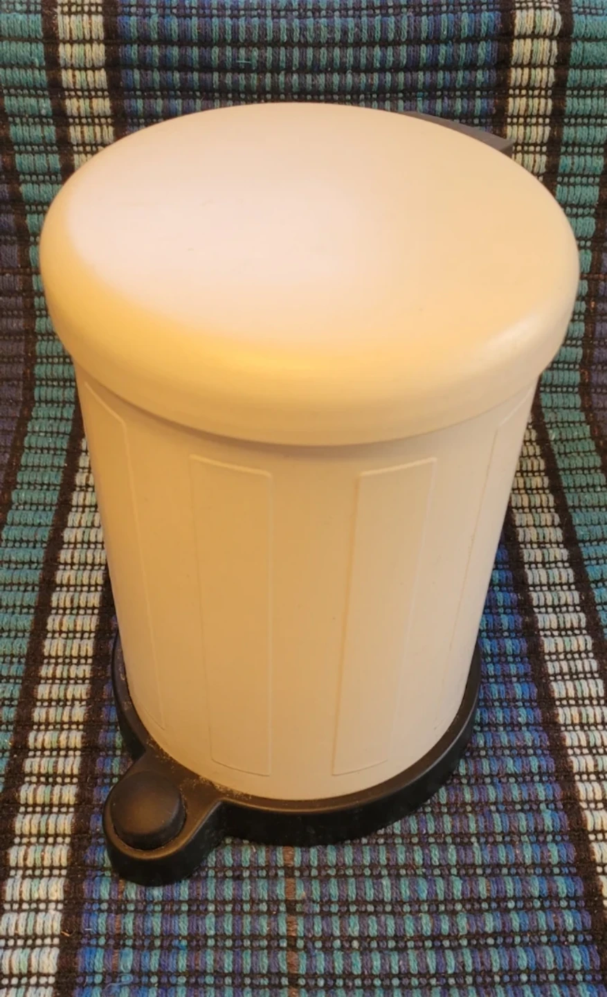 Like New Ikea Toftan Waste Bin with  inner  Buchet-White