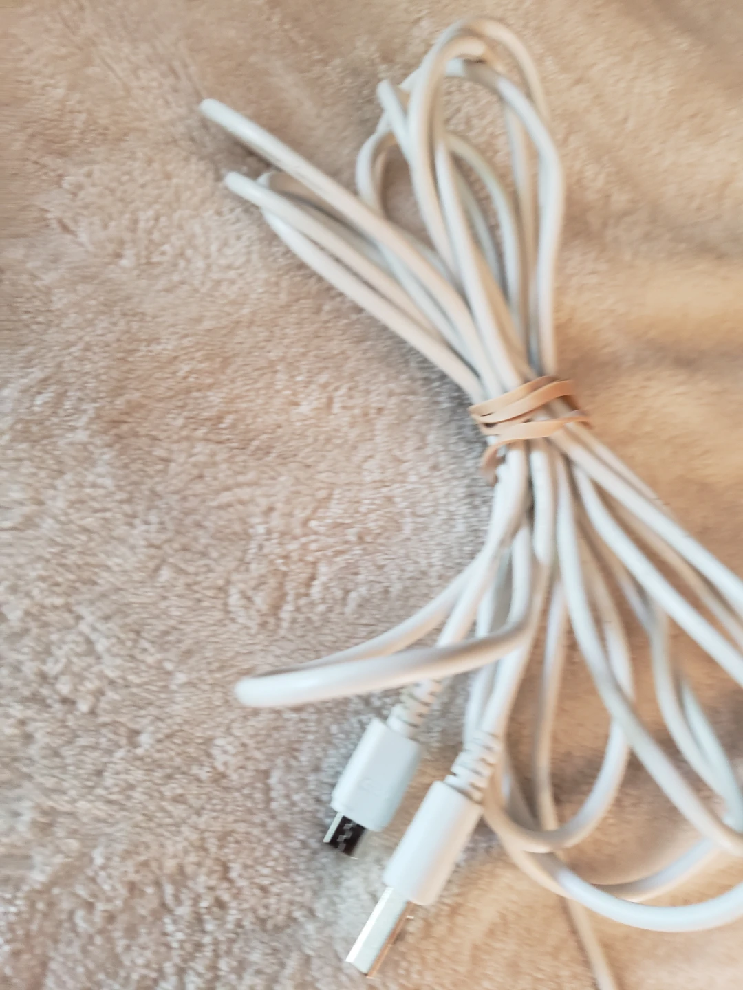 White USB to Micro USB Charging Cable