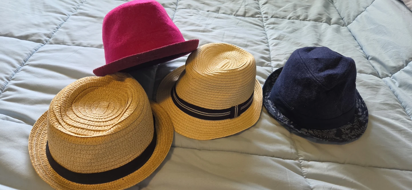 Boys/girls hat
