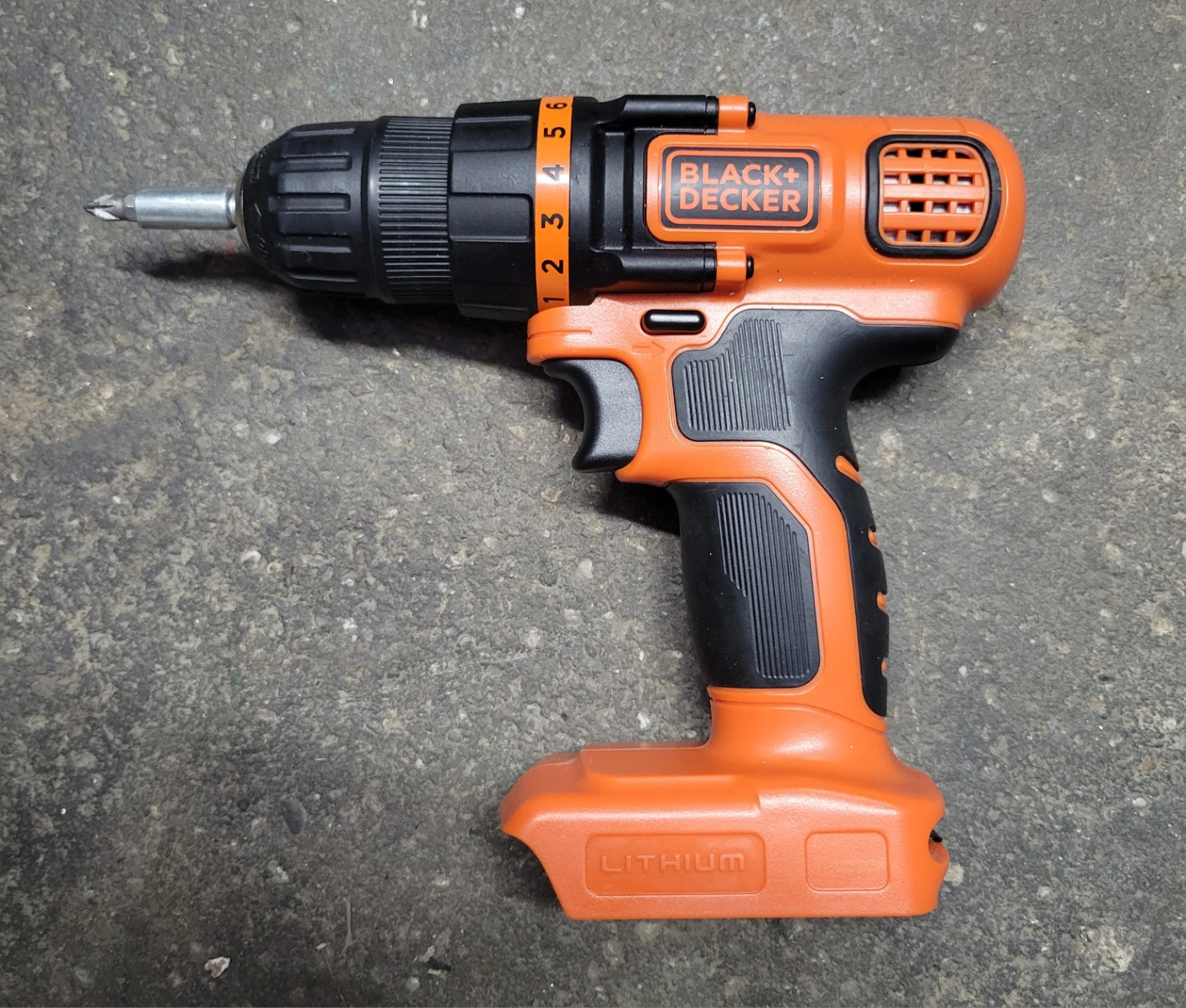 (TOOL ONLY!!) Black+Decker 20V MAX Cordless Drill