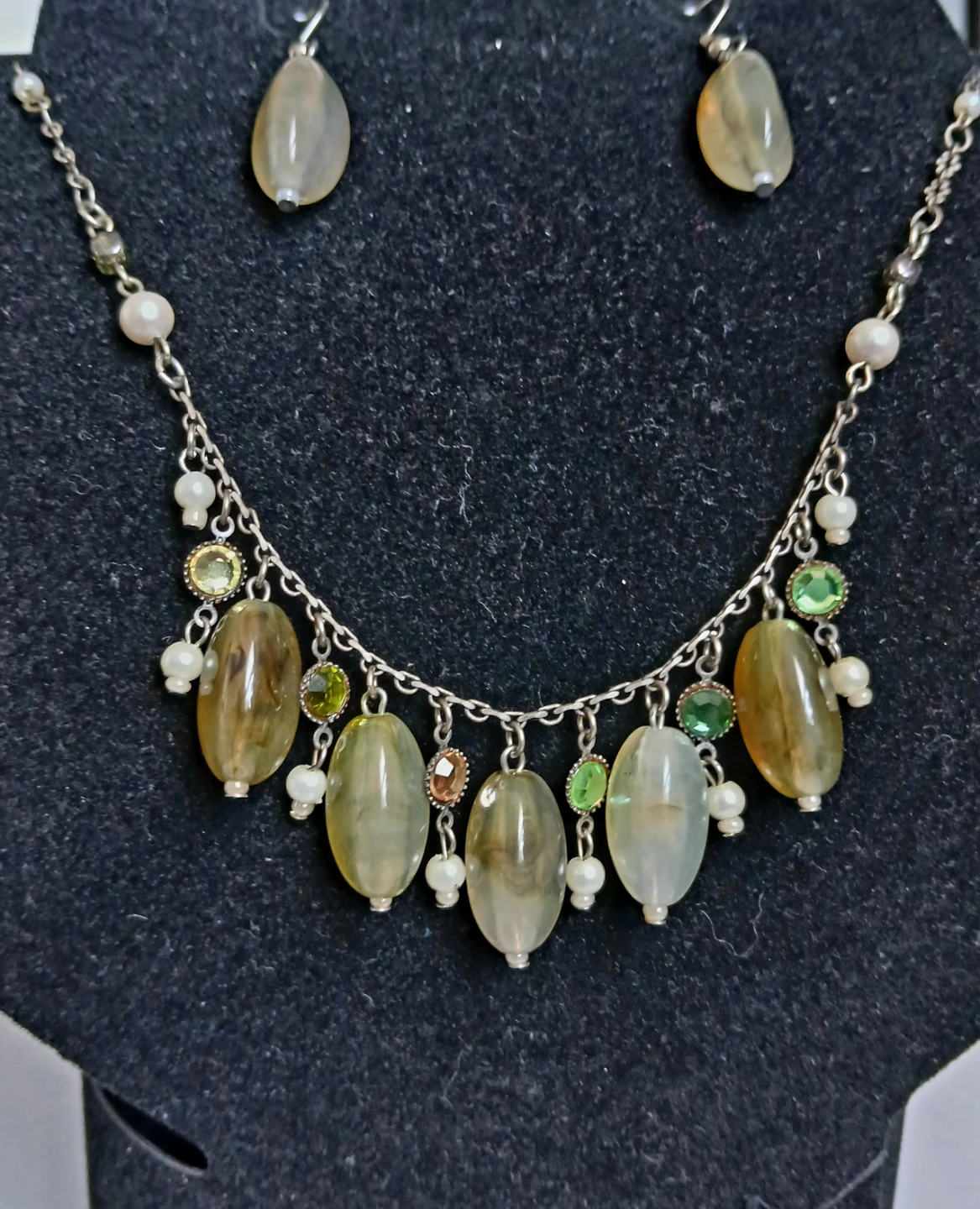 Beaded Necklace and Earring Set - photo 4