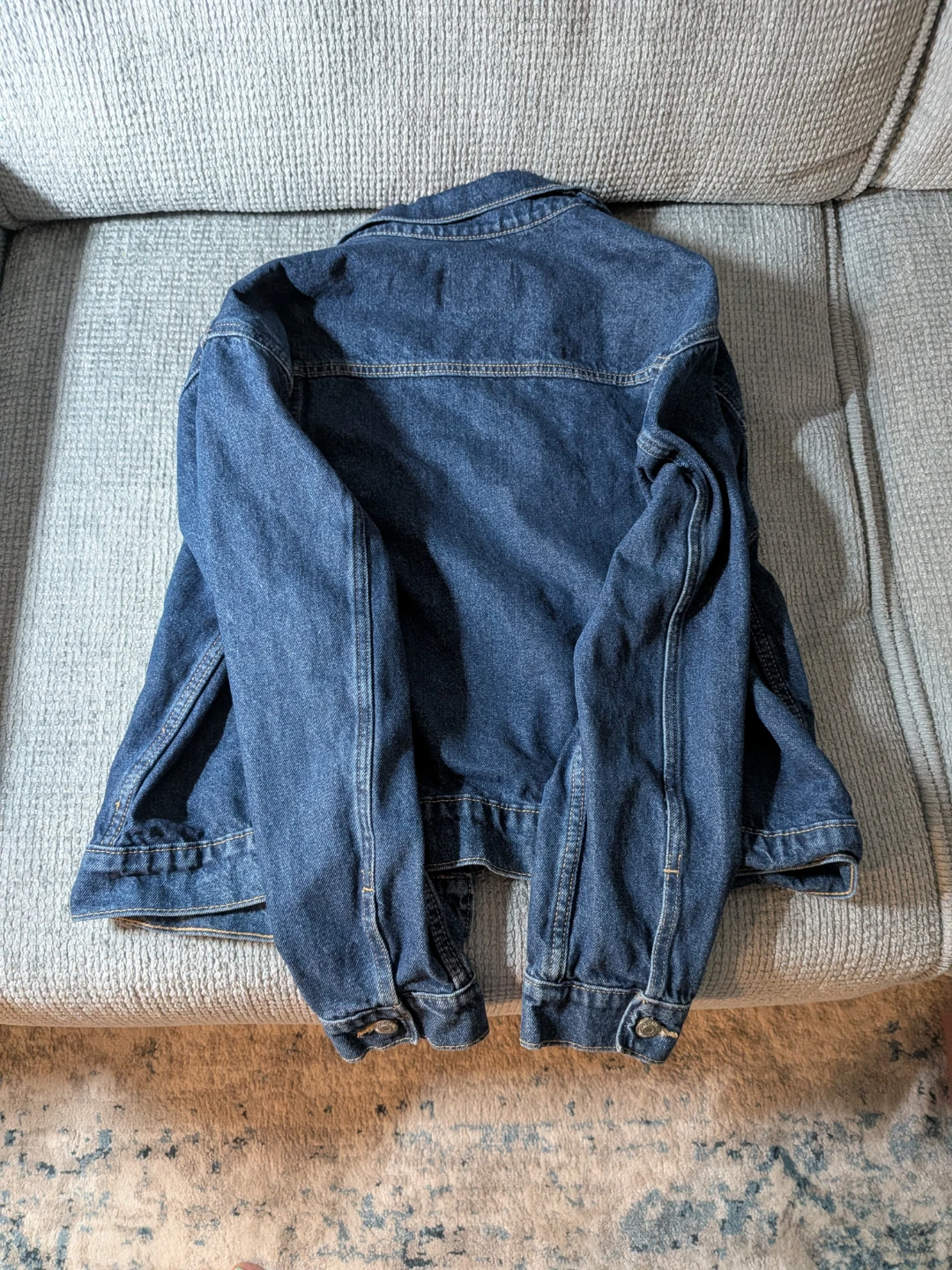 Like Brand New Womens jean jacket size L Old Navy - photo 3