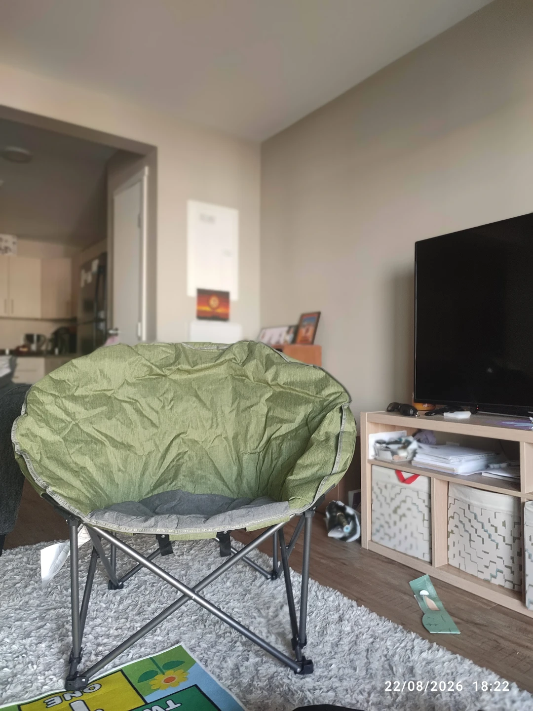 Camping moon chair