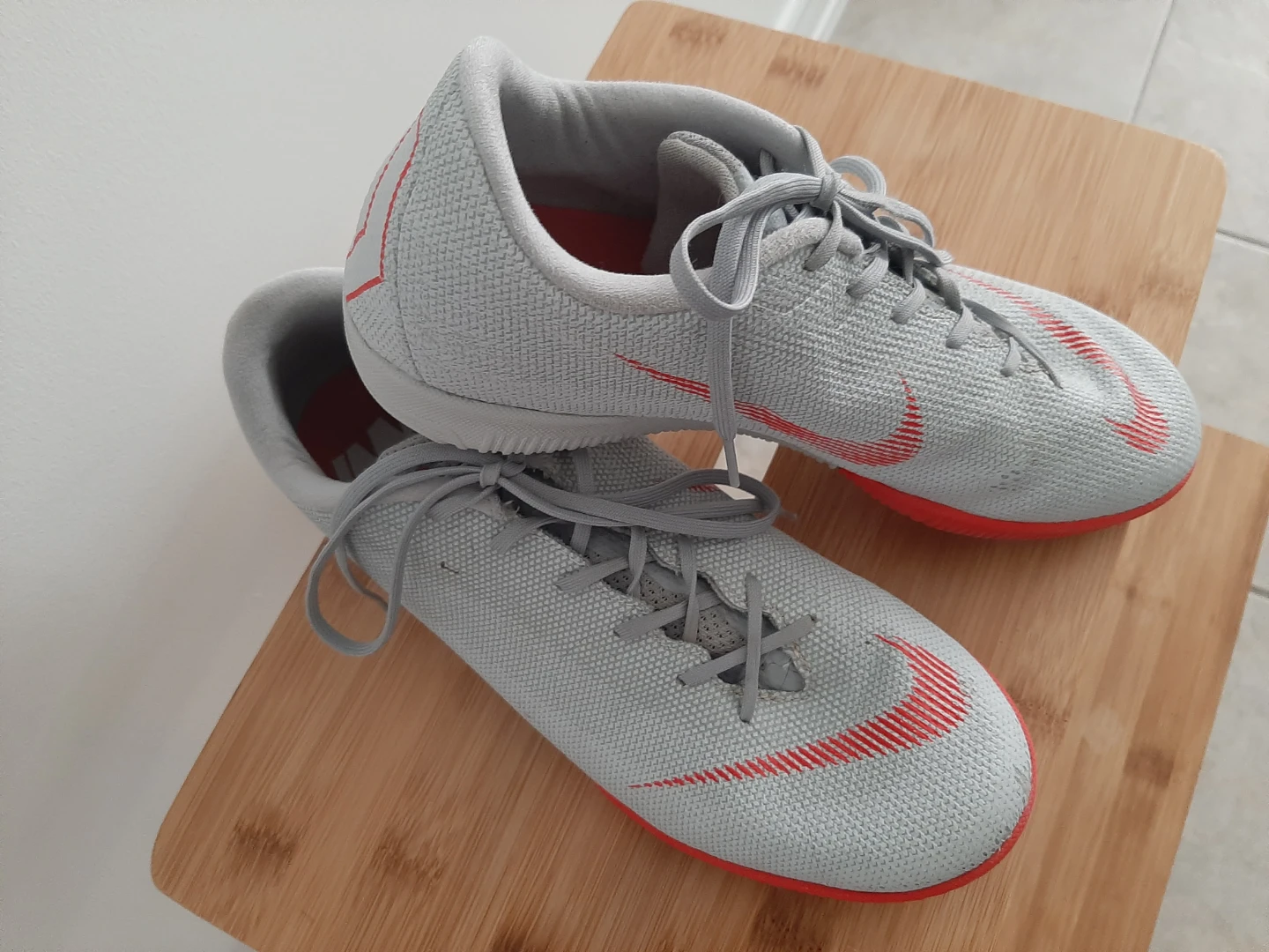 Nike Indoor Soccer Shoes - photo 2