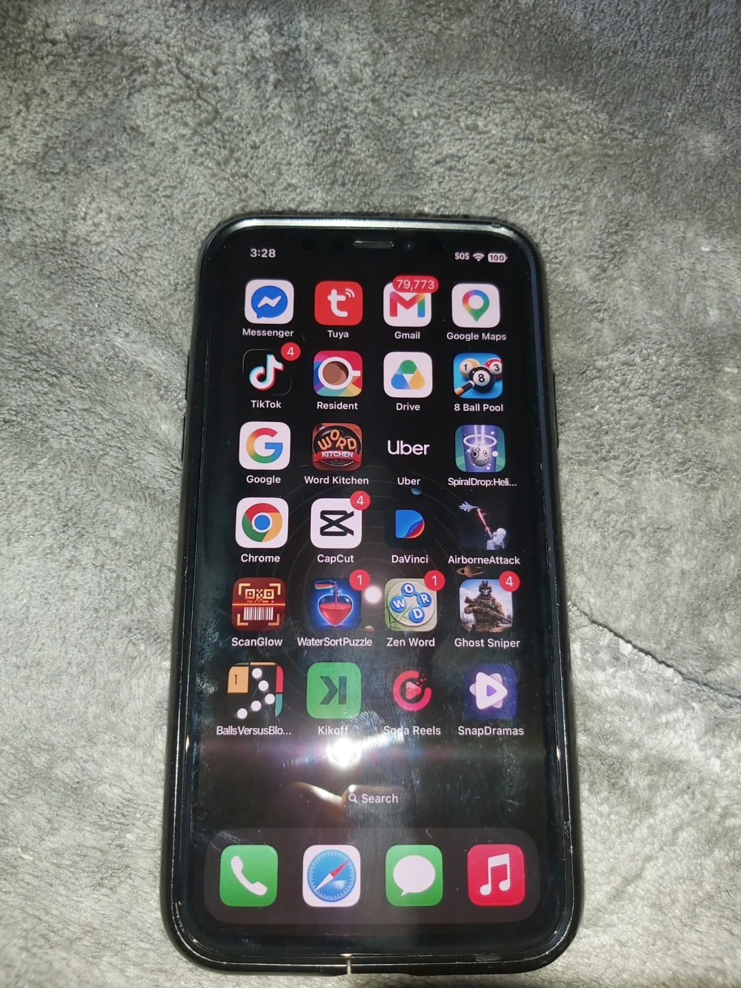 CHEAP!!IPHONE XS 64Gb ( unlocked)