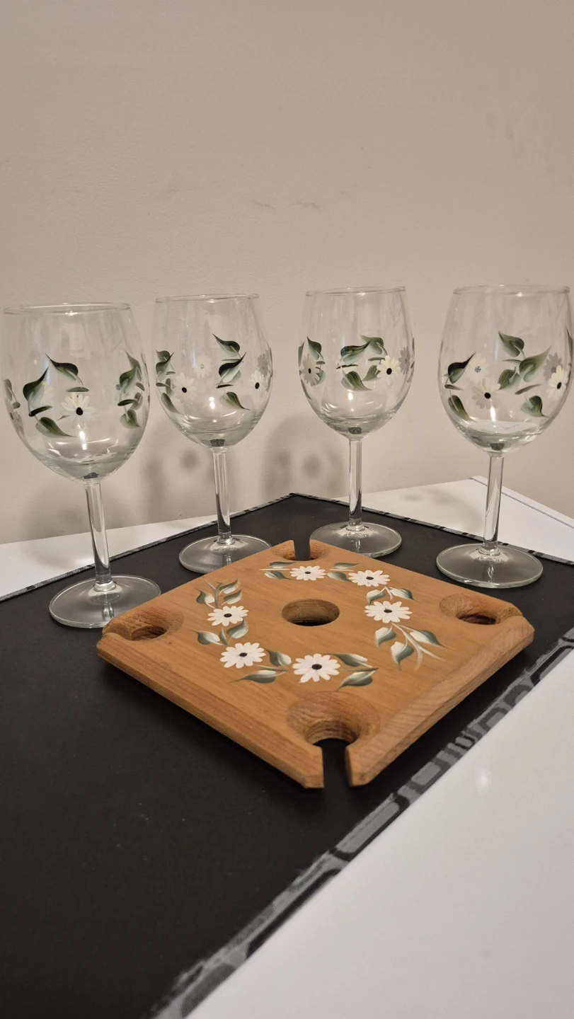 4 Hand-painted Wine Glasses & Wooden Holder Set