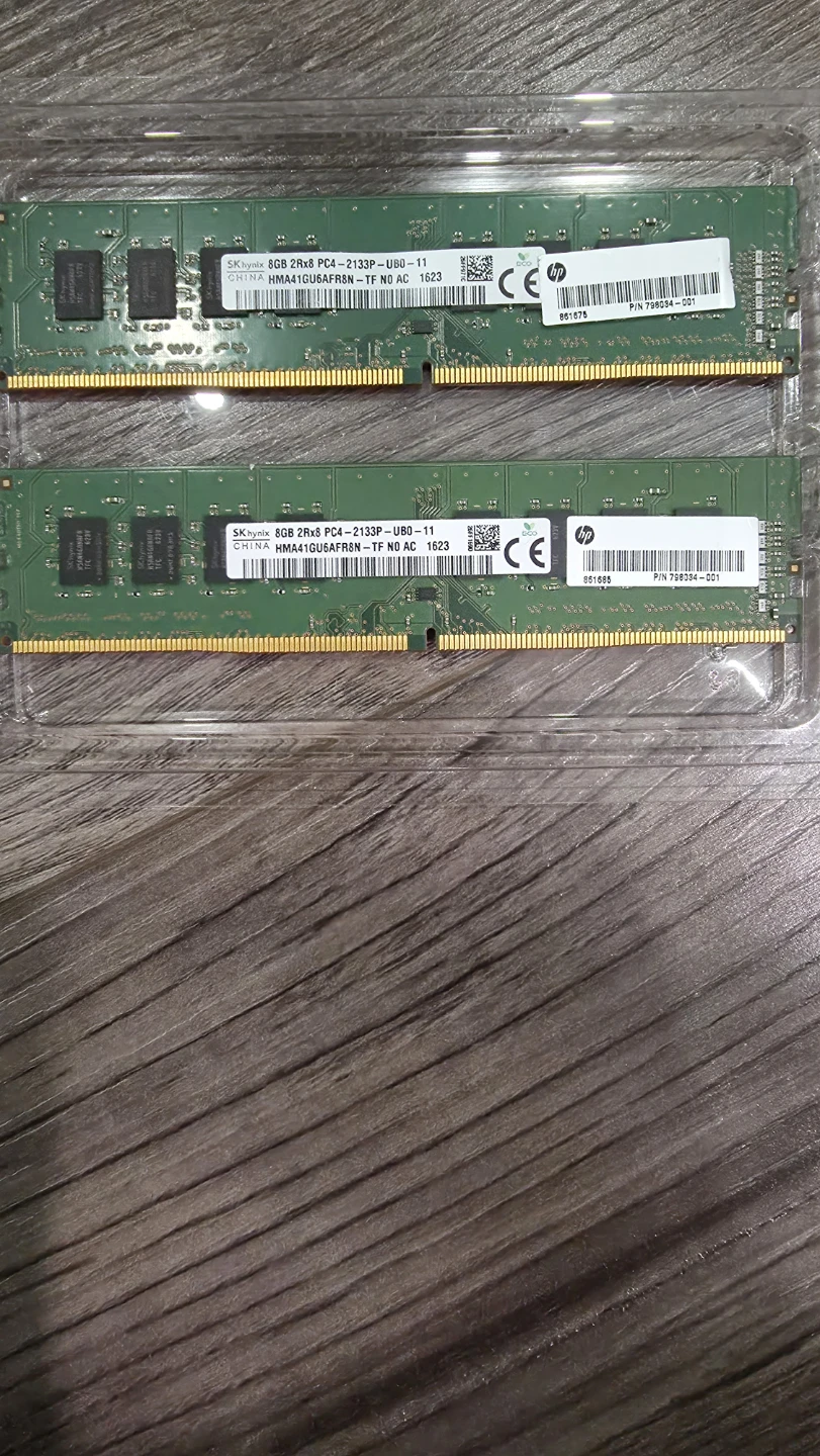 SK hynix 8GB DDR4 PC4-2133P RAM Modules (2x)