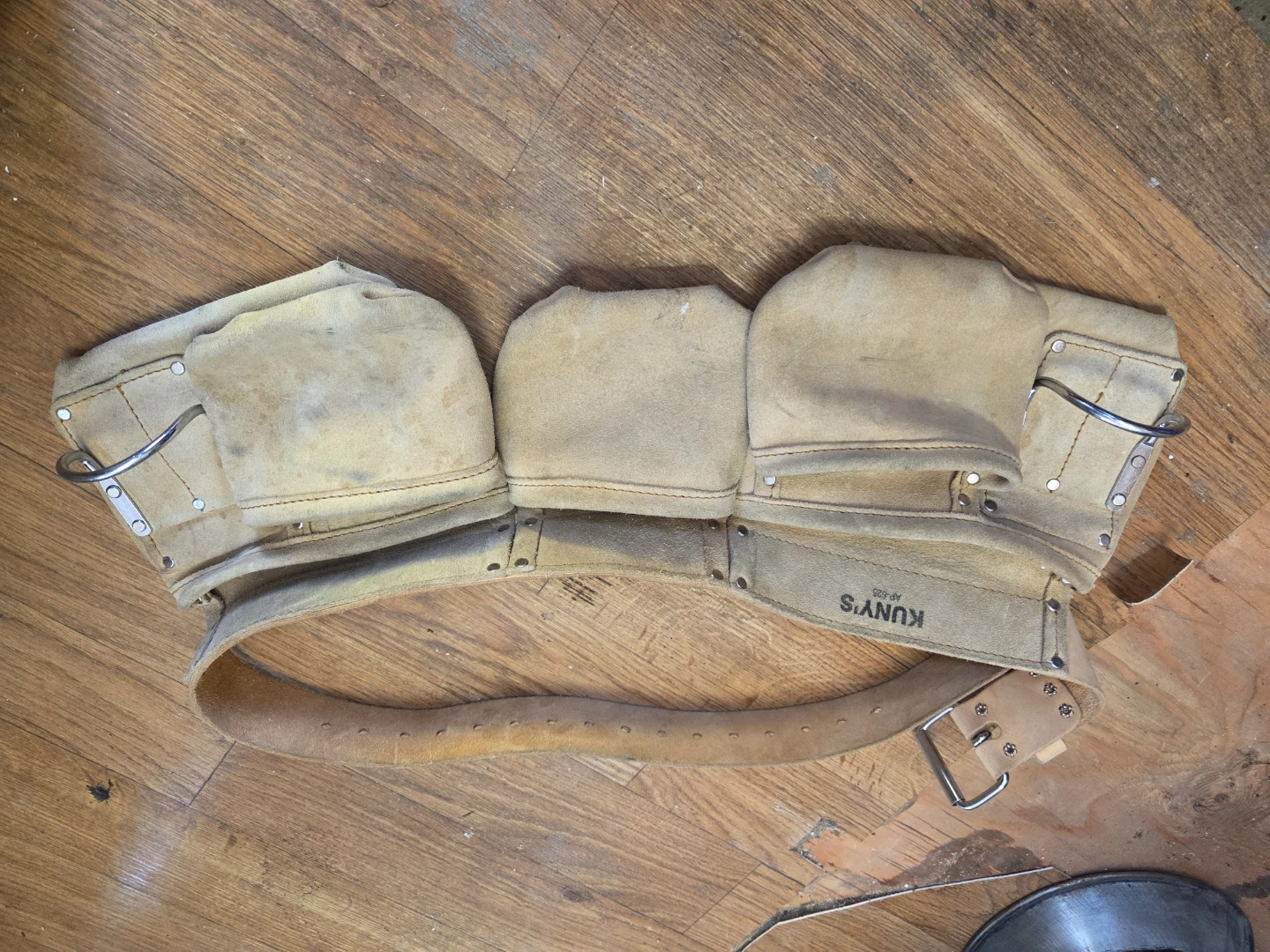 Kuny's Leather Tool Belt