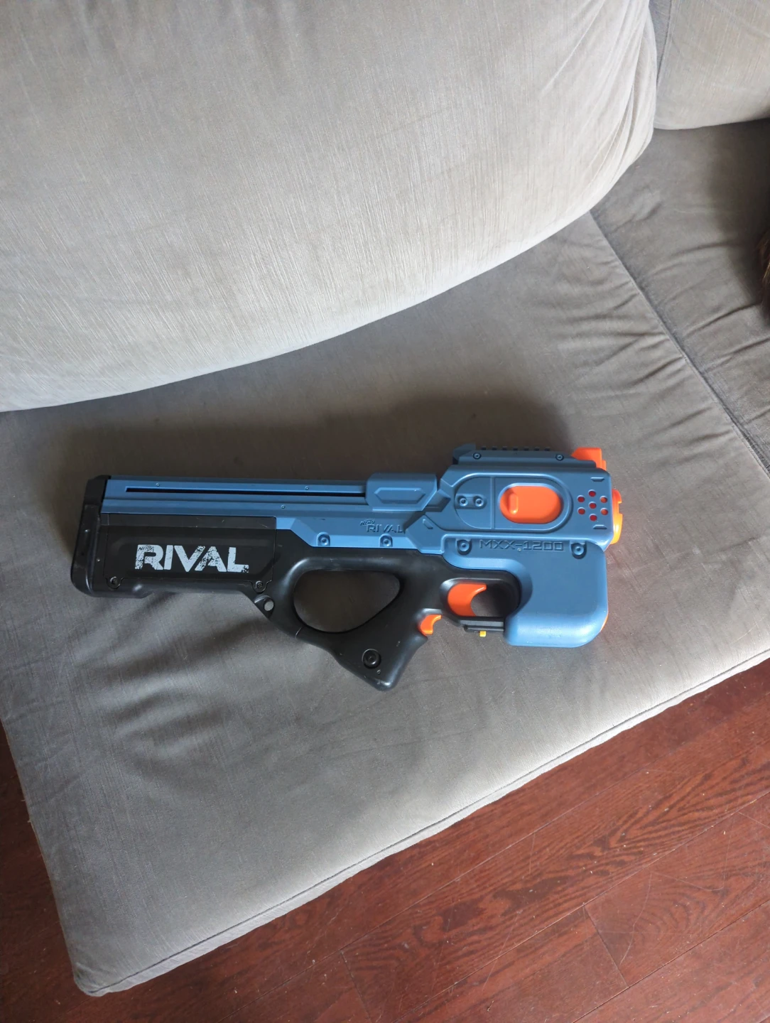 Nerf Rival mxx-1200 battery powered gun