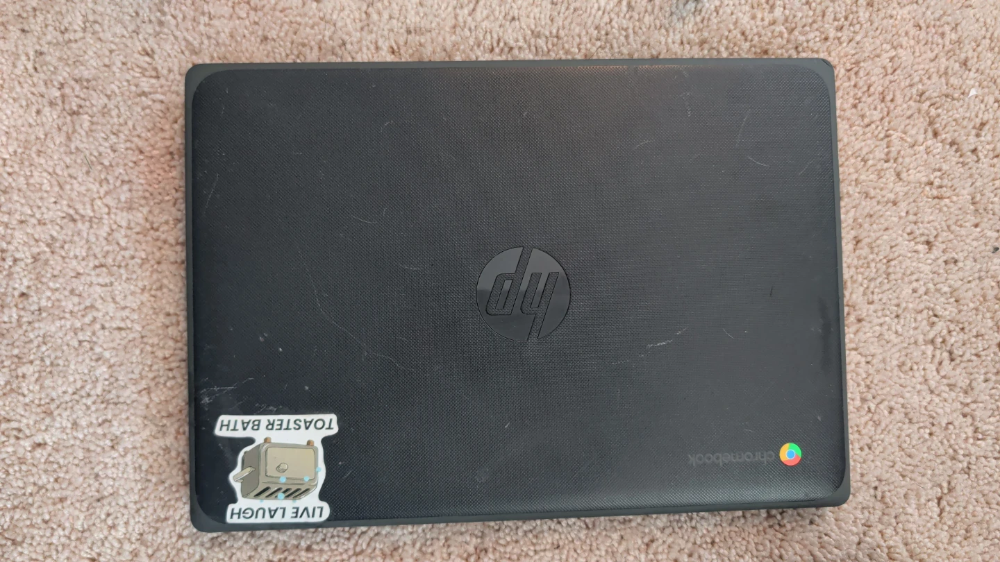 HP Chromebook Laptop - photo 2